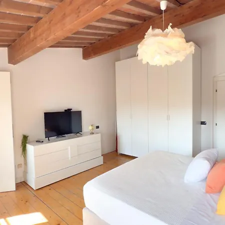 Sky View Residenza - Roofview Free Parking Apartment Verona